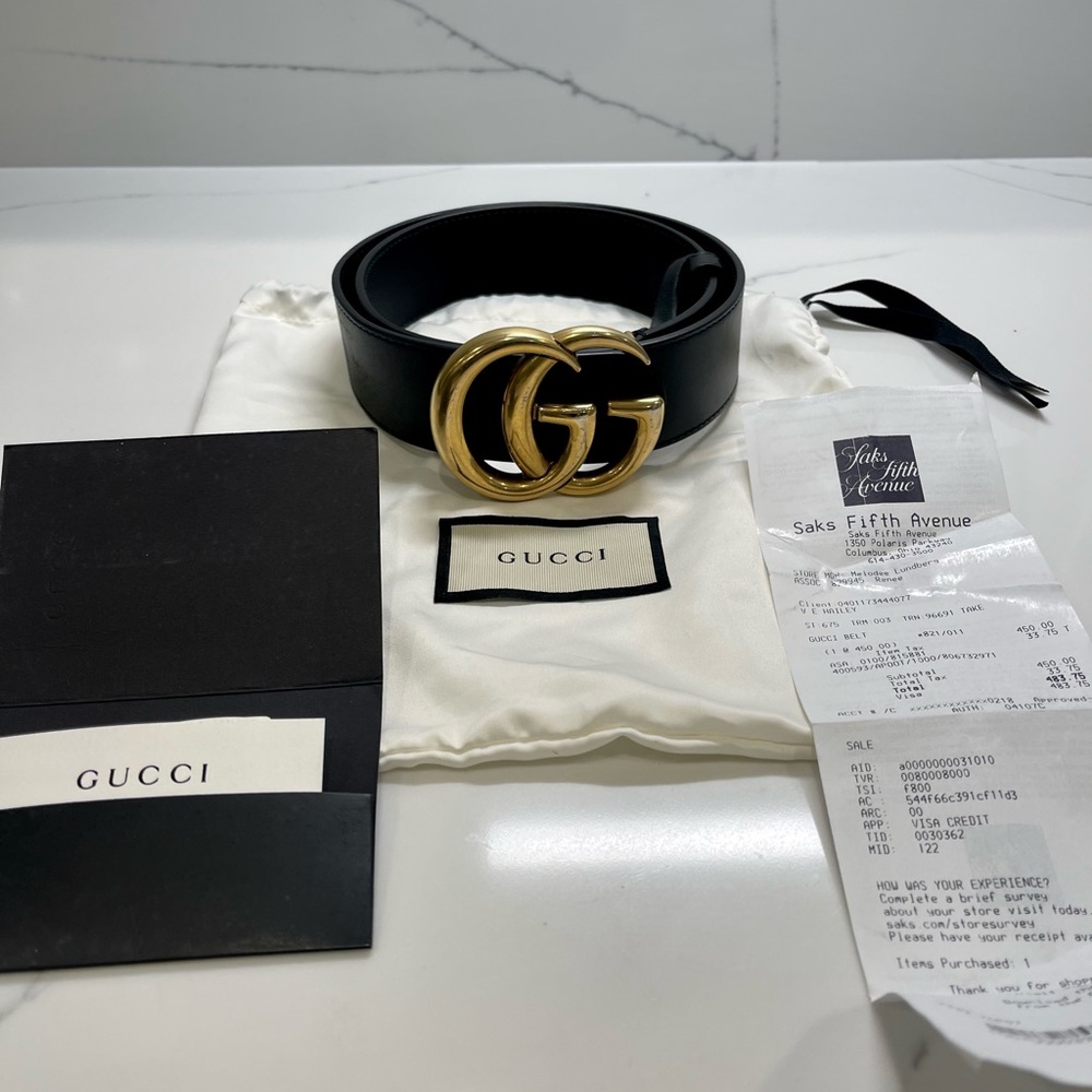 Gucci Wide Leather Belt size 75, 1.5 inches wide